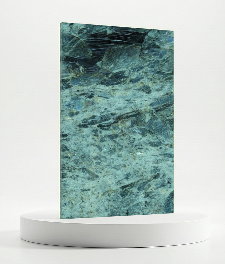 Lastra di LEMURIAN BLUE — pietra naturale Marmareos