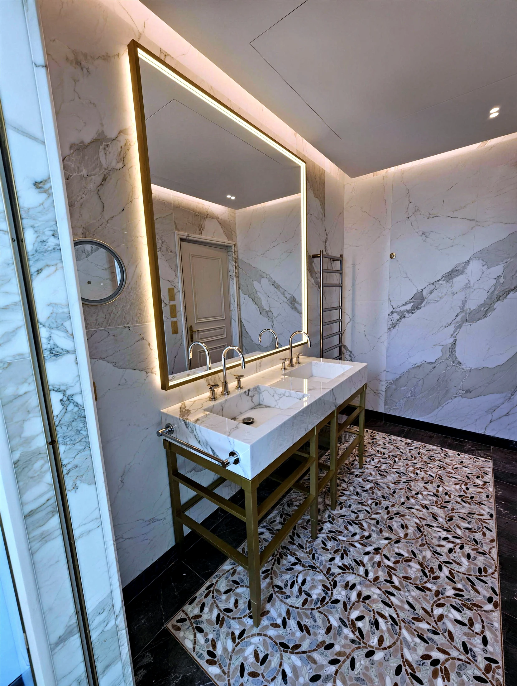 HÔTEL HERMITAGE 2025 — dettaglio 3 della lavorazione in pietra naturale