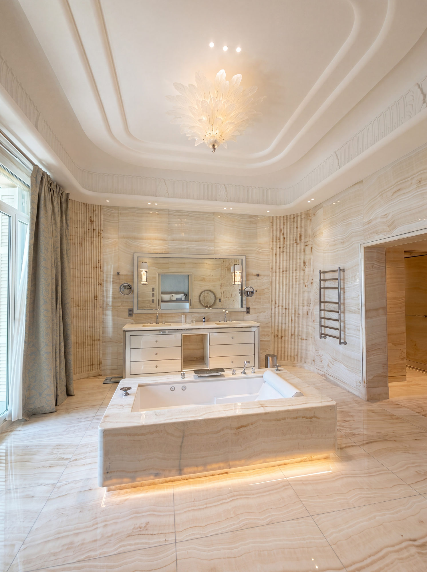 HÔTEL HERMITAGE 2026 — dettaglio 4 della lavorazione in pietra naturale