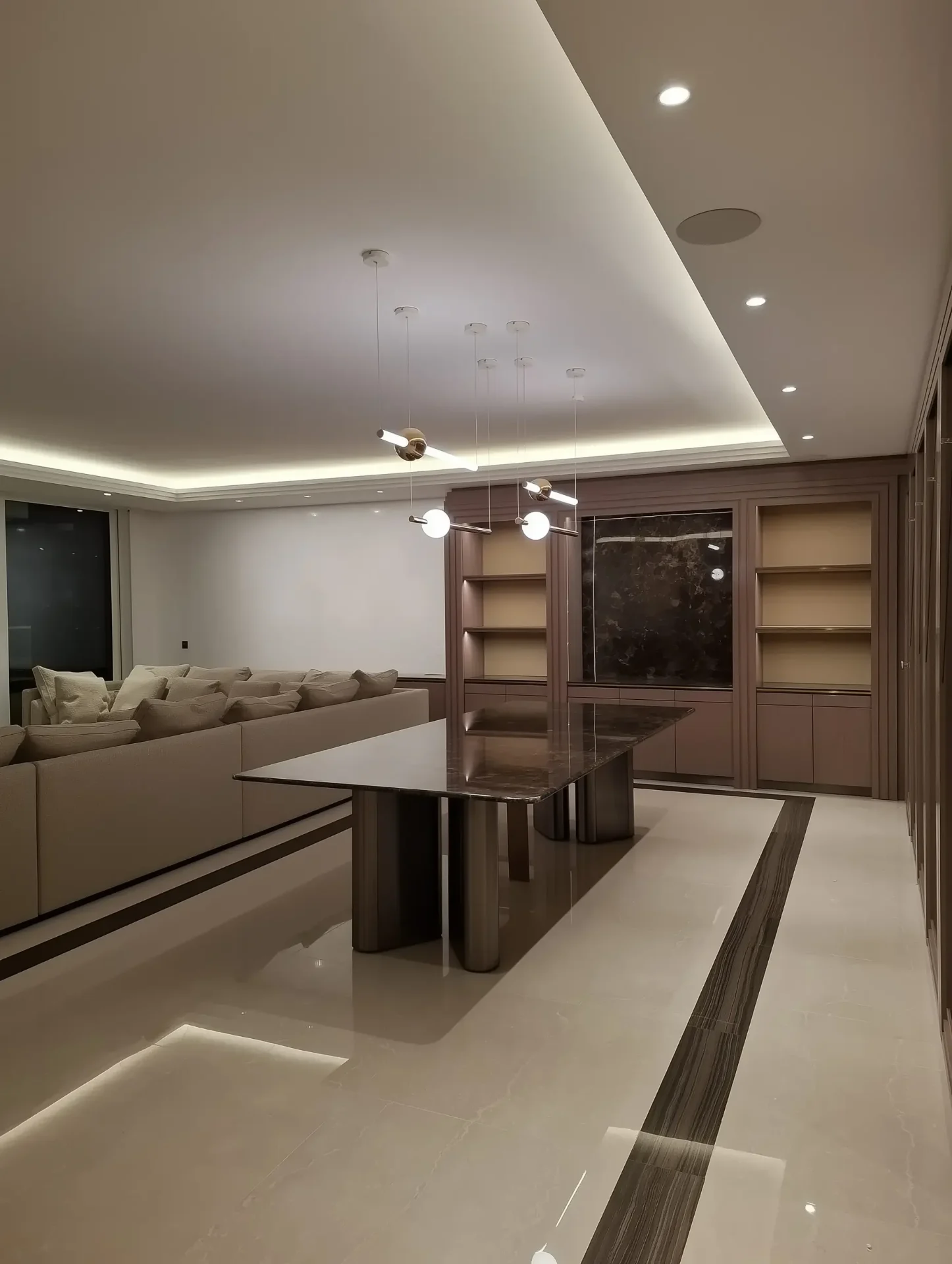 TESTIMONIO II — BAY HOUSE — progetto in marmo su misura a MONACO